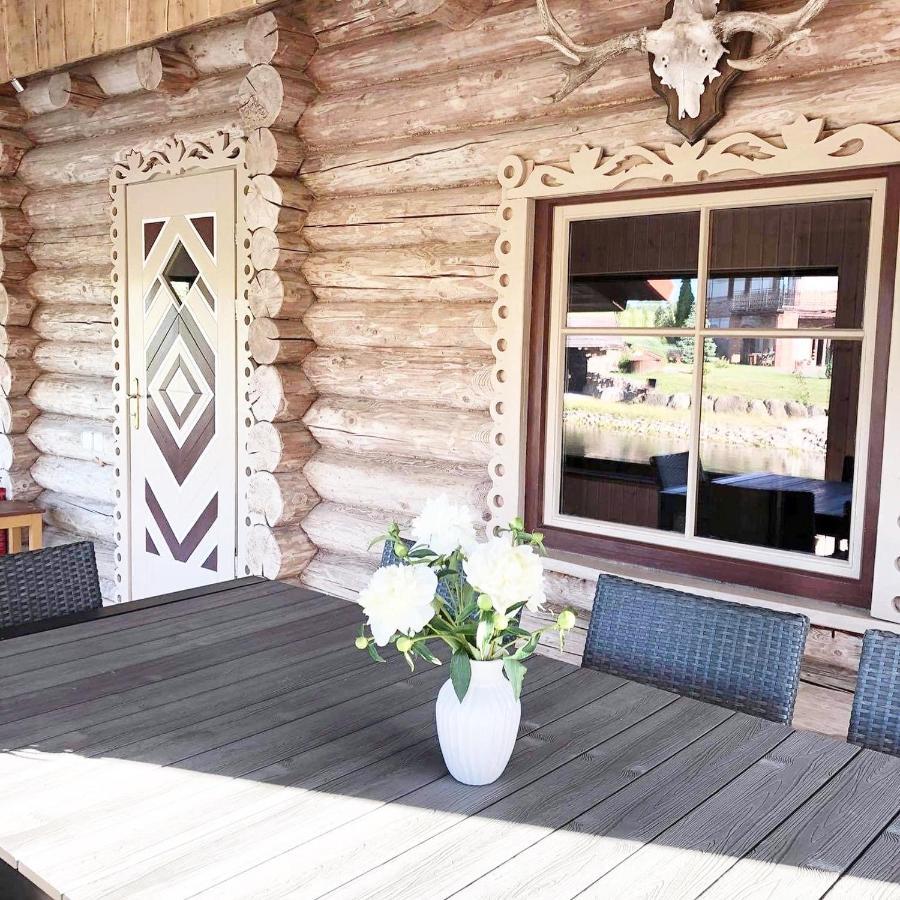 Jurvinge Hotel Zadvainai Luaran gambar