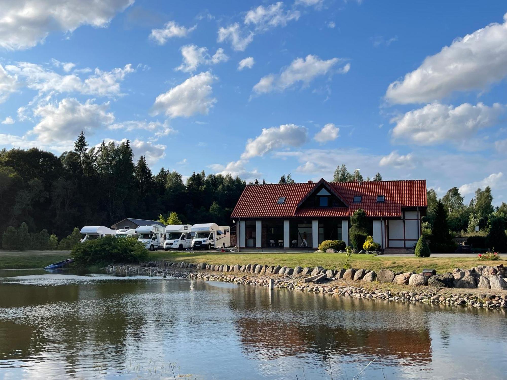 Jurvinge Hotel Zadvainai Luaran gambar