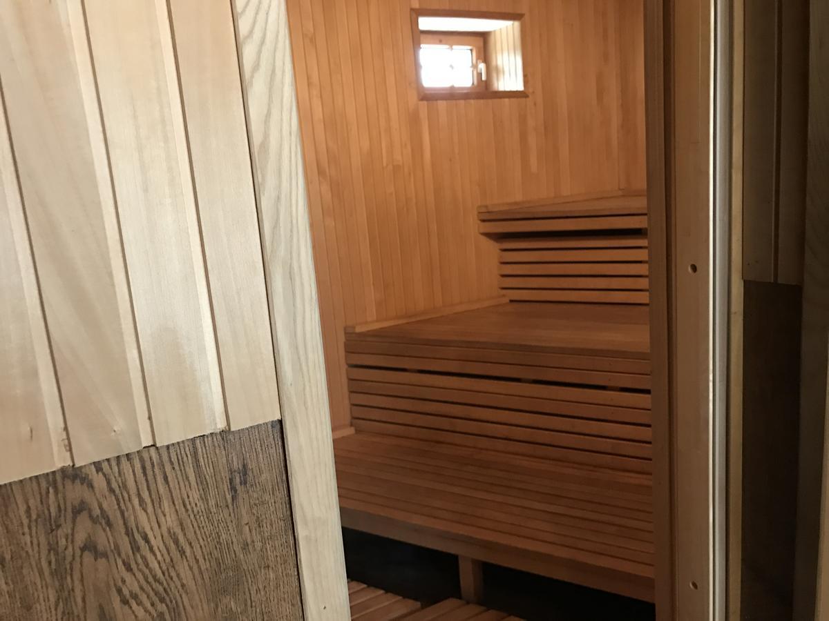 Jurvinge Hotel Zadvainai Luaran gambar